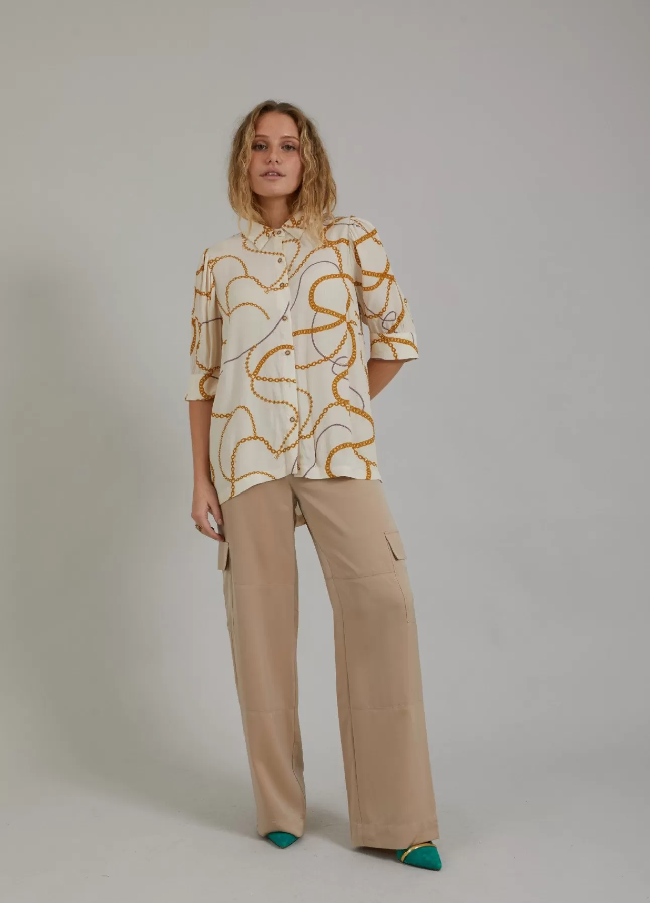 Dame Coster Copenhagen SKJORTE M. 3/4 LÆNGDE ÆRMER OG CHAIN PRINT