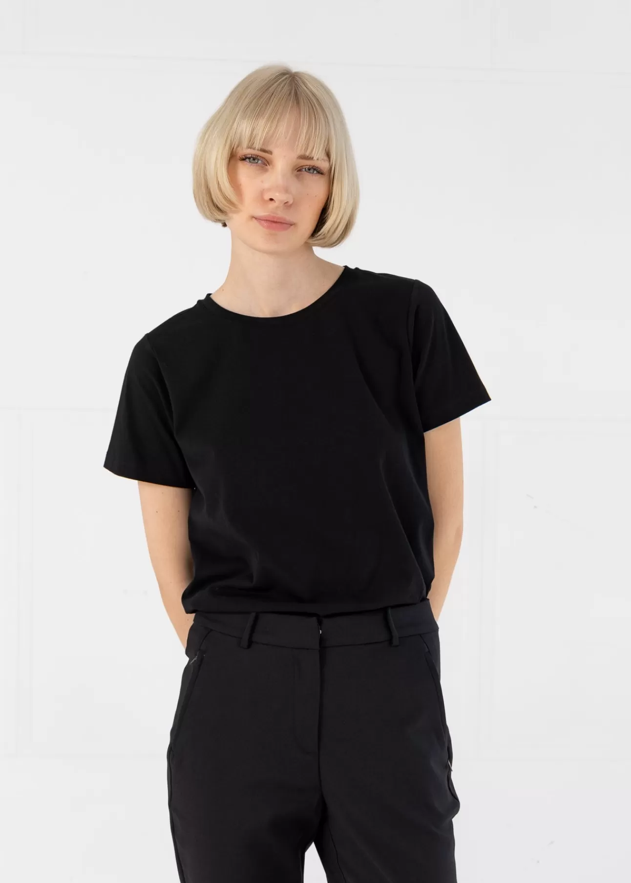 Dame Coster Copenhagen T-SHIRT MED RUND HALS